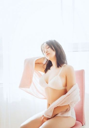 动漫女扒开腿爆乳无遮挡GIF_BD英语高清完整版播放