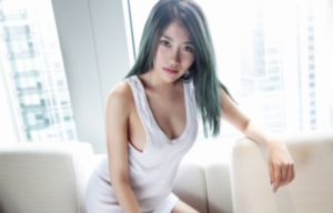 清纯美女观看视频_BD高清完整版